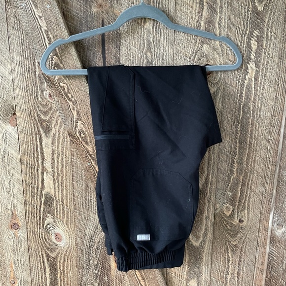 Women's Black Yola - Petite Skinny Scrub Pants